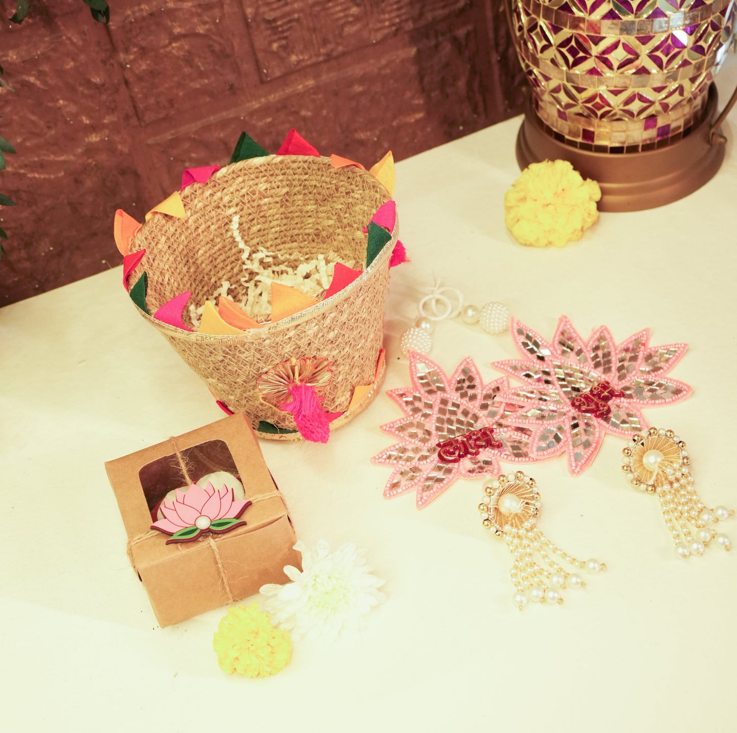 Fragrant Threads Mini Hamper