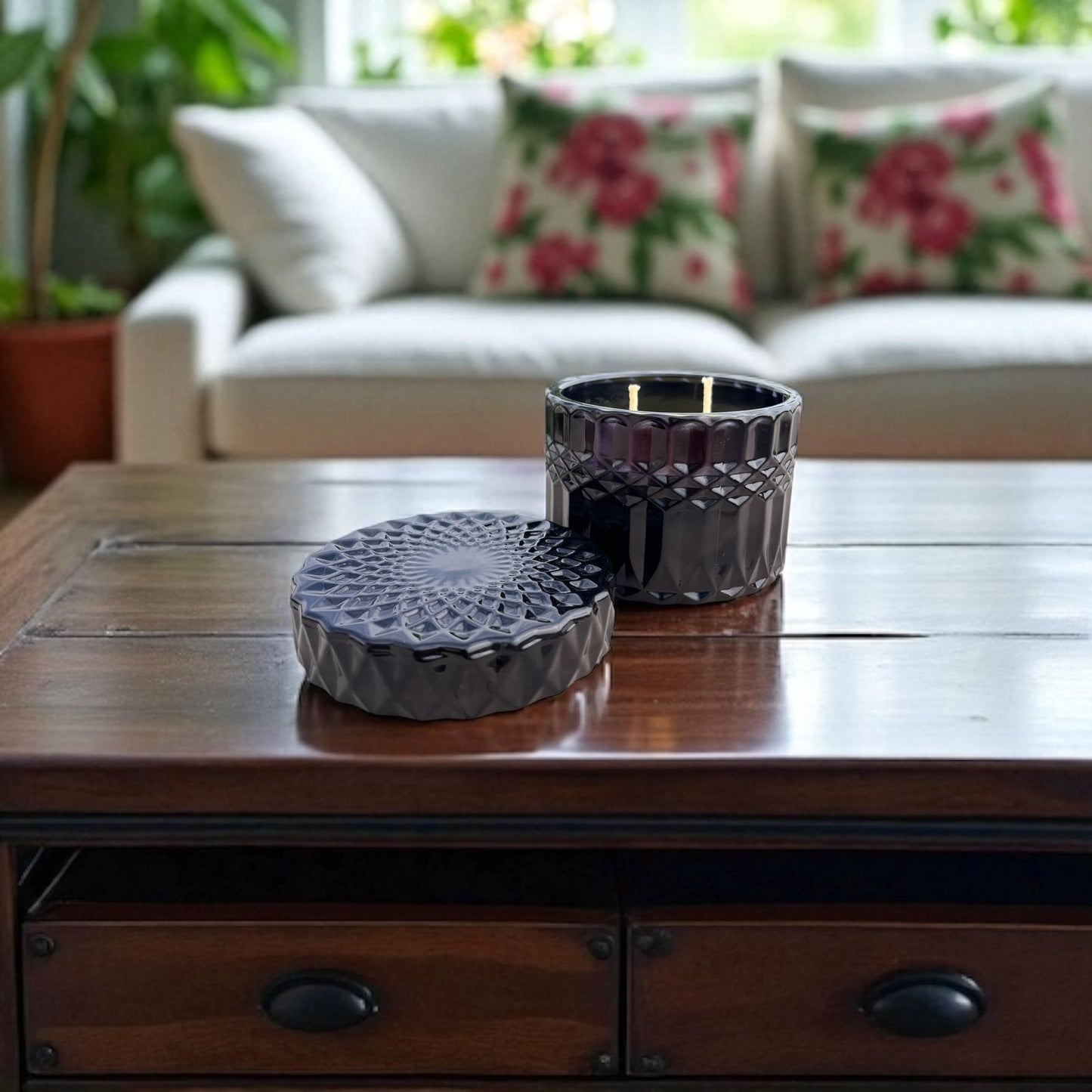 Black Diamond Jar Scented Soy Candle-Very Berry