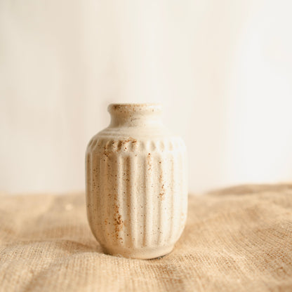 Retro vase with bunch-Medium