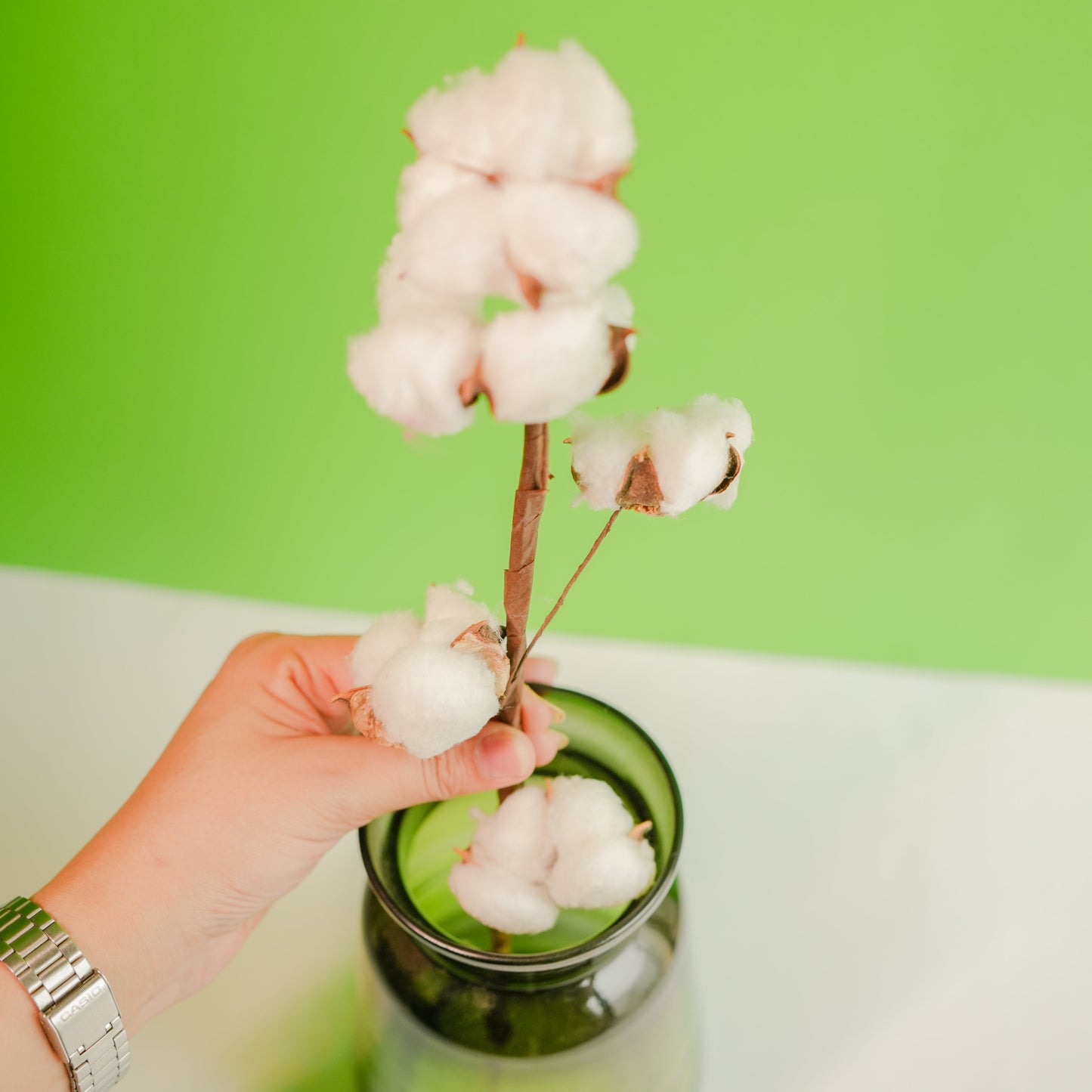 Emerald Green Glass Vase with cotton stem