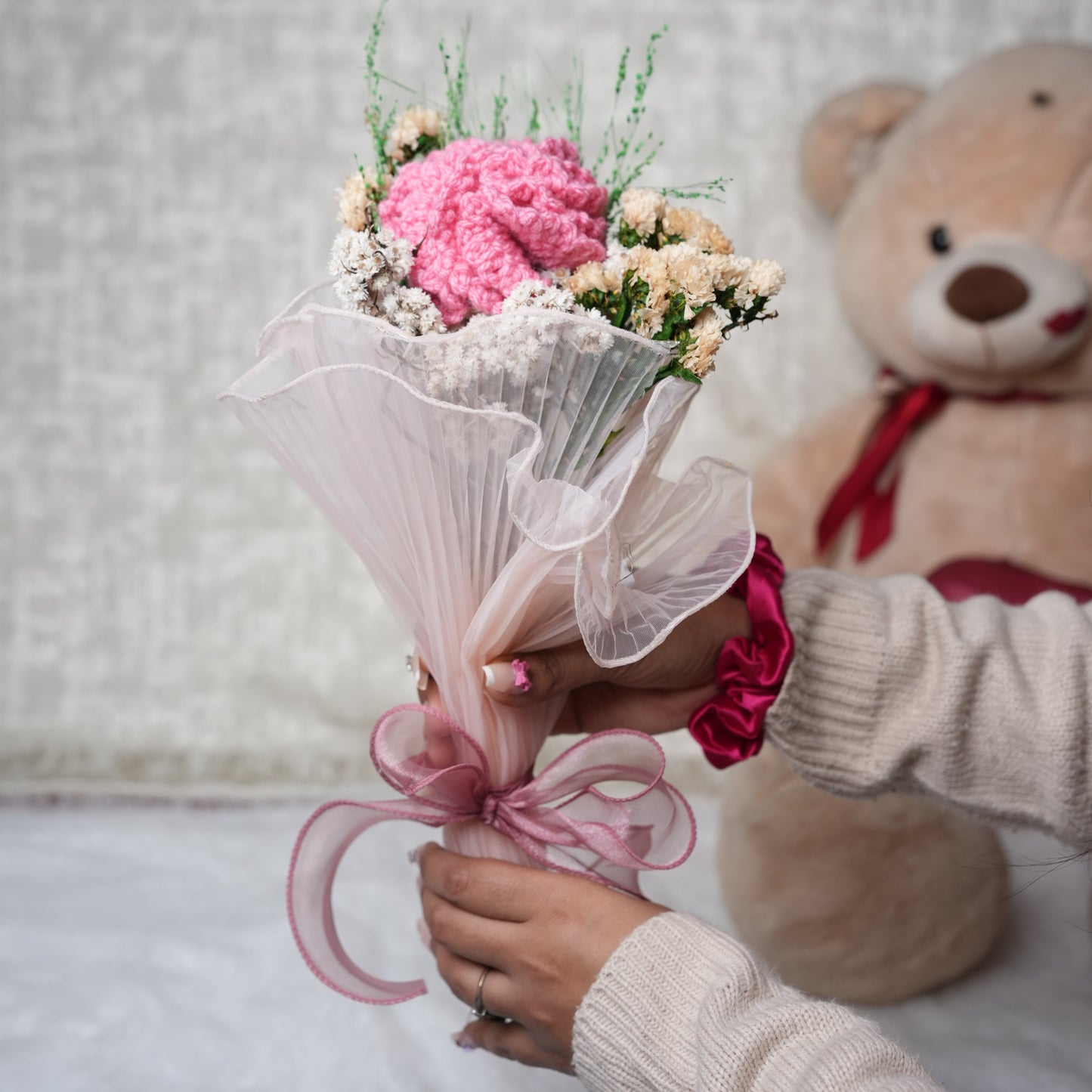 Pink Whisper Crochet Carnations – Handcrafted Forever Flower Décor | ArteCasa