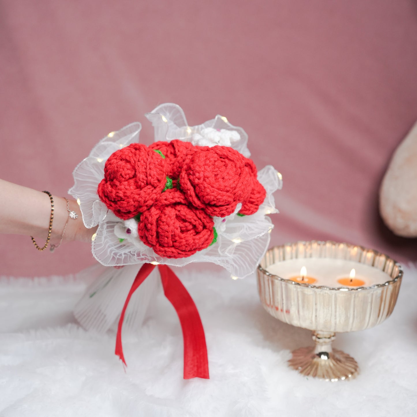 Radiant Red Rose Bloom – Handcrafted Crochet with LED Glow | ArteCasa