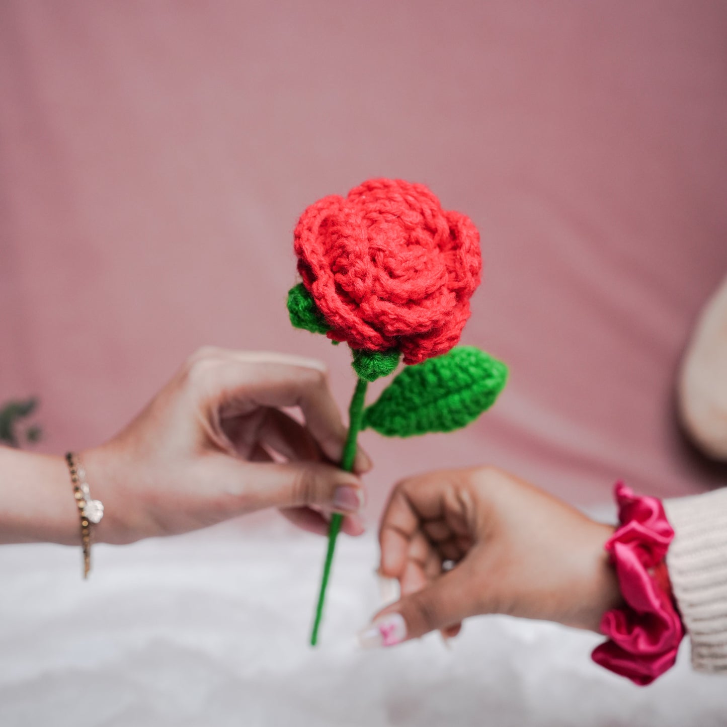 Handcrafted Red Crochet Rose – Forever Flower Décor | ArteCasa