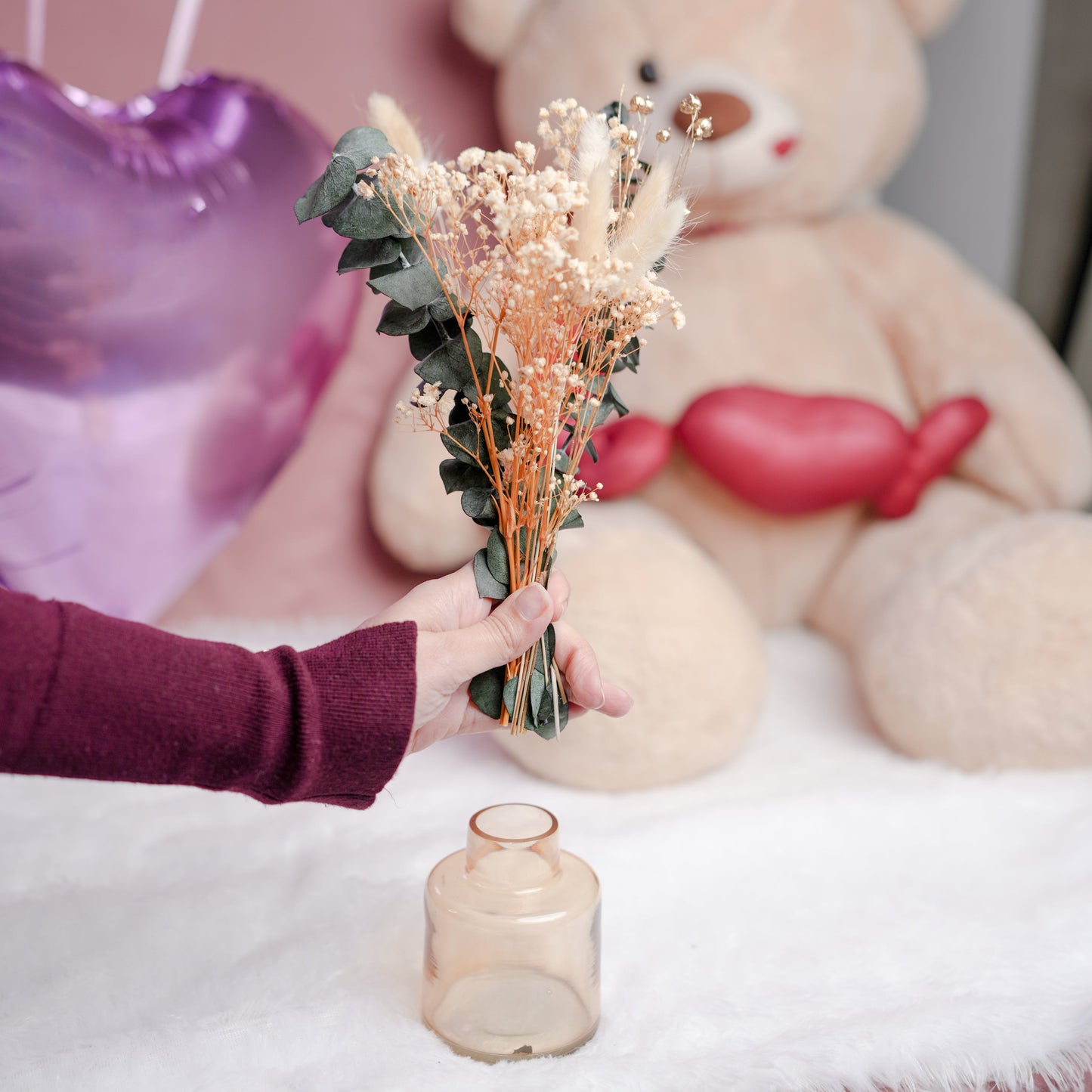 Little Blossom Vase gift box – Glass Vase with Dried Flowers