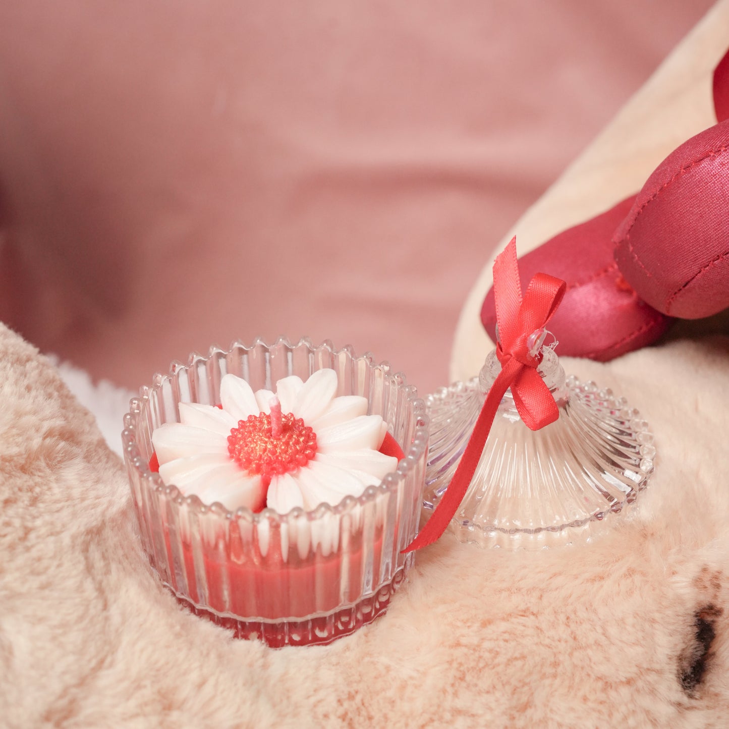 Sunny Blossom Candle – Sunflower Inspired Decorative Candle | Artecasa