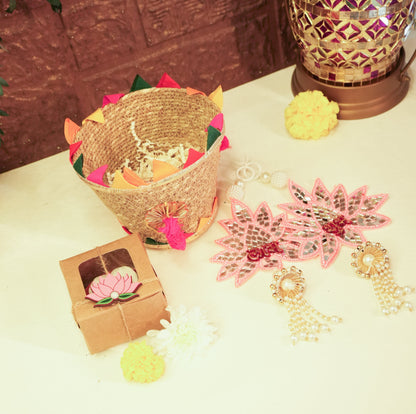 Fragrant Threads Mini Hamper