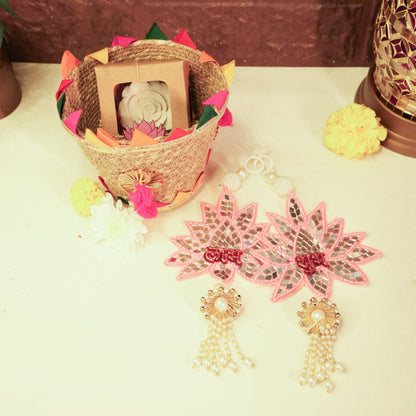 Fragrant Threads Mini Hamper