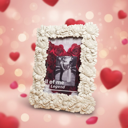 White Artisan Frame – Handcrafted Ceramic Photo Frame | Artecasa