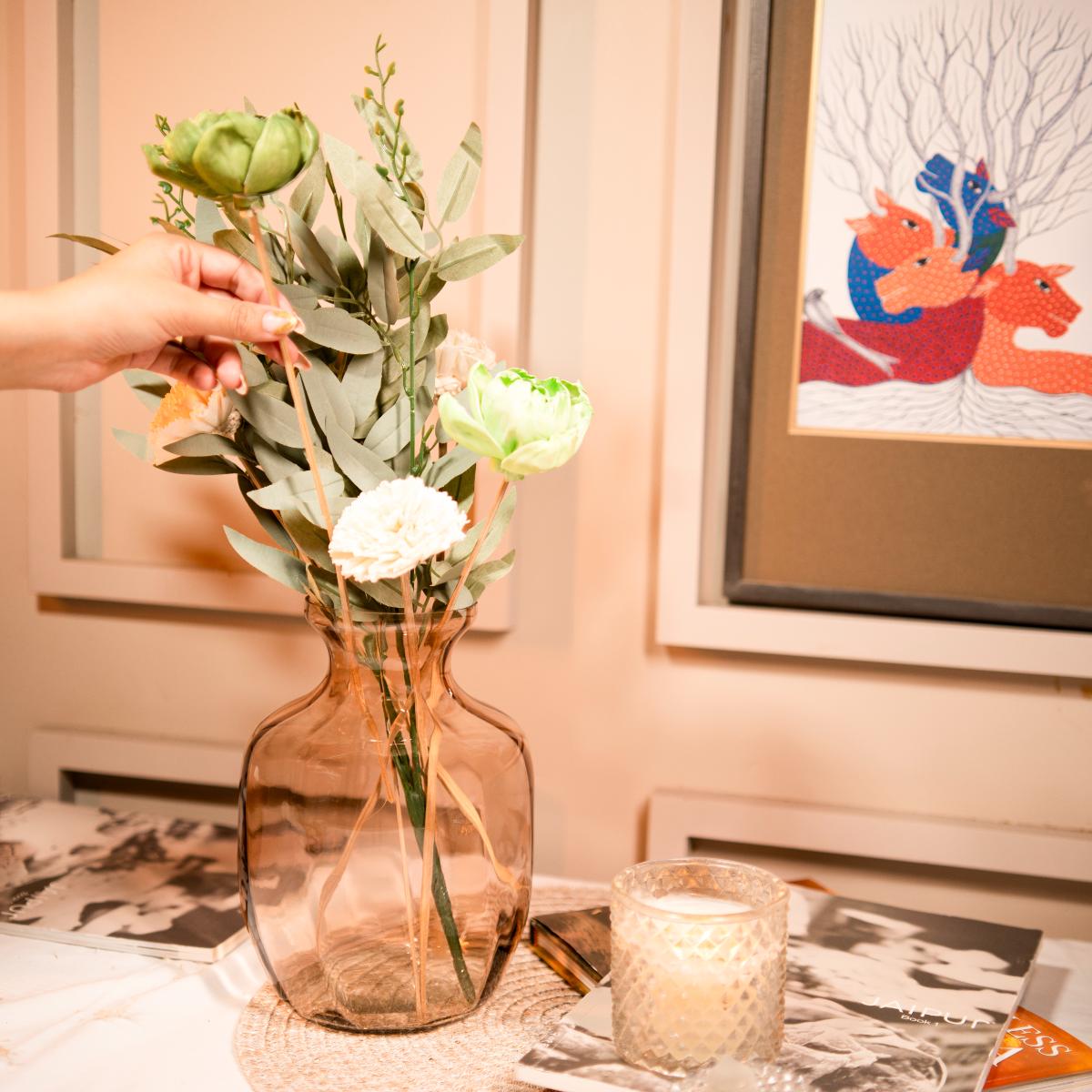 gentle glow vase with bunch