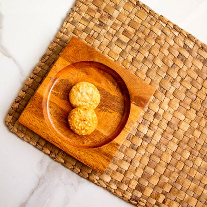 Squircle Mango Wood Plate | Byora Homes | Brown | Mango Wood