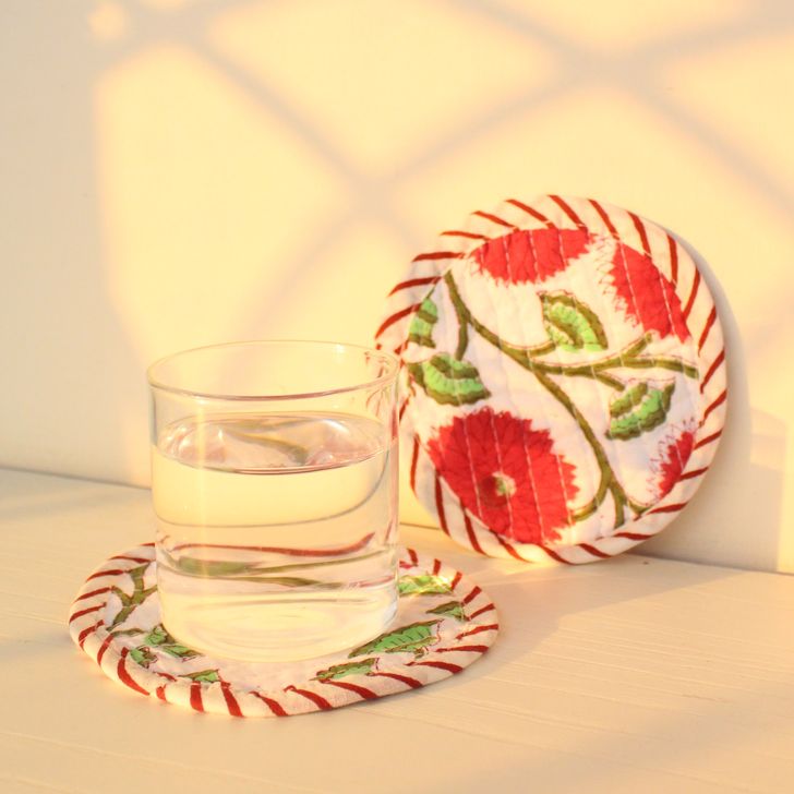 Daisy Fabric Coasters | Byora Homes | Red & White | Fabric | Set of 2