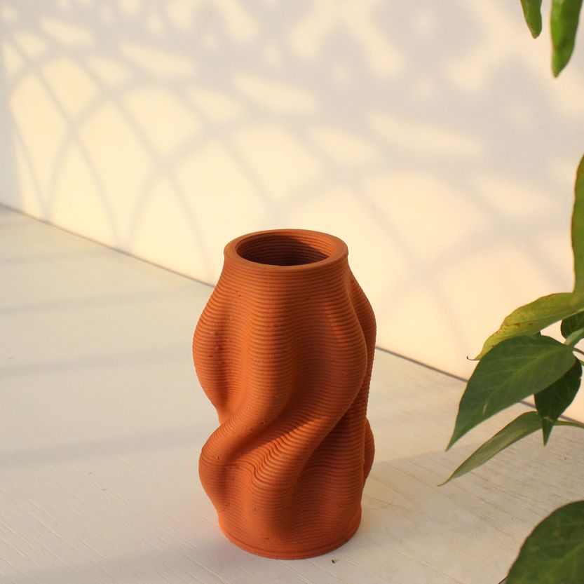 Terracotta Vase Curvy Tales | Byora Homes | Terracotta