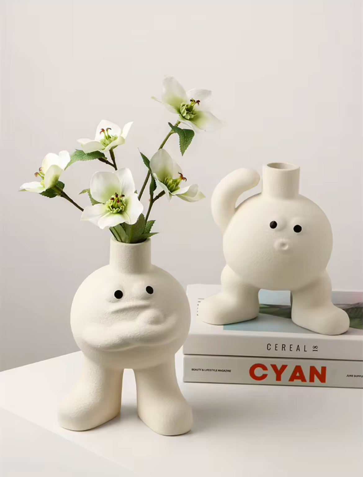 Big feet Flower vase hugging chest