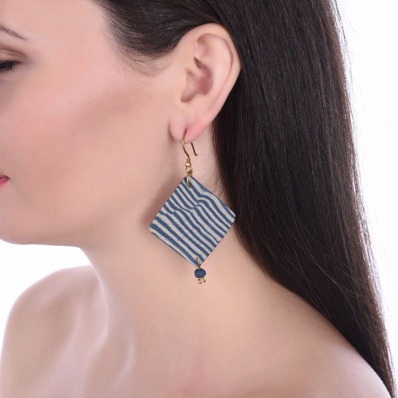 glazed ceramic rhombus white & indigo earring set