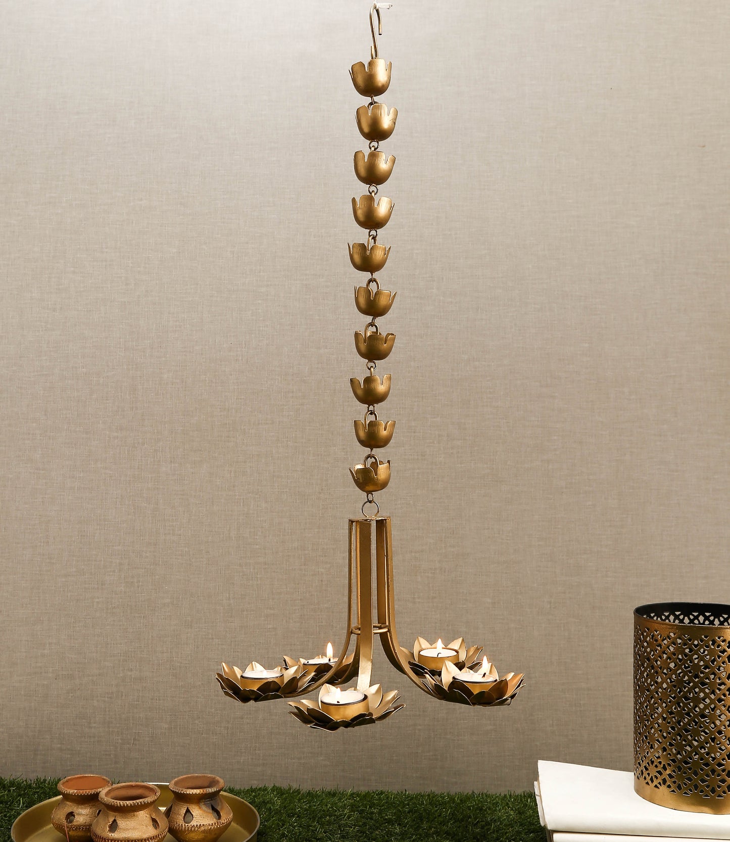 Metallic Hanging Tea Light