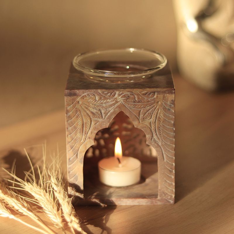 "Square Lattice Design Handcarve Flower Motif" Soapstone Aroma Oil Diffuser and T Light Holder