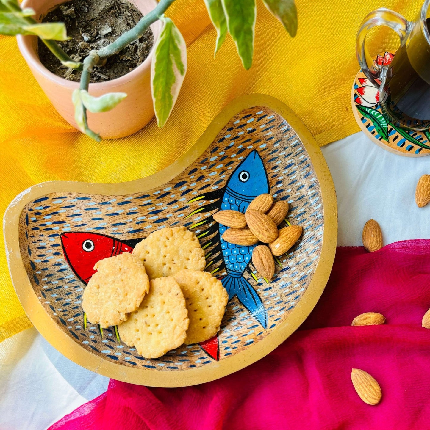 Dhara - Moon-Shaped Wood Platter / Trinket Tray