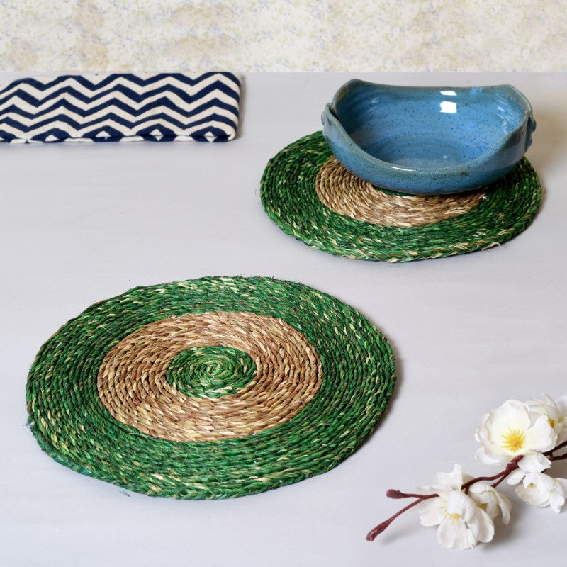 Sabai grass circular green & brown dish coaster set(Set of 2)