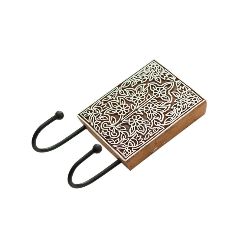 "Mugal Jali" hand carved wooden block key holder in Mango Wood