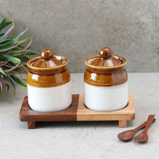 "Old Fashioned Chutney & Pickel" ceramic Martaban Jar set with "Wood Fusion" base tray in Mango & Sheesham Wood