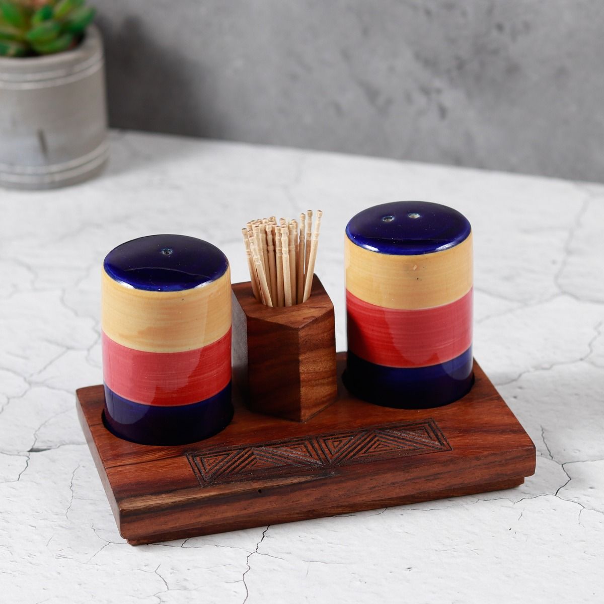 "Salt & Pepper" Shaker with tooth pick holder in sheesham wooden tray