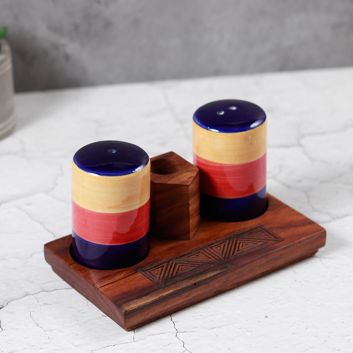 "Salt & Pepper" Shaker with tooth pick holder in sheesham wooden tray