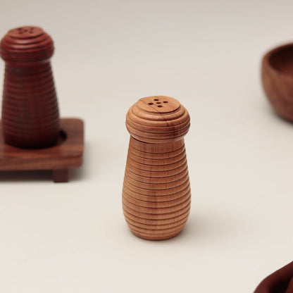 "Ripple Wood" handcrafted salt & pepper shaker with wooden stand