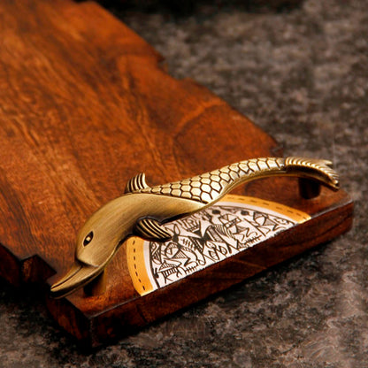 Madhubani painted Wooden Platter Tray