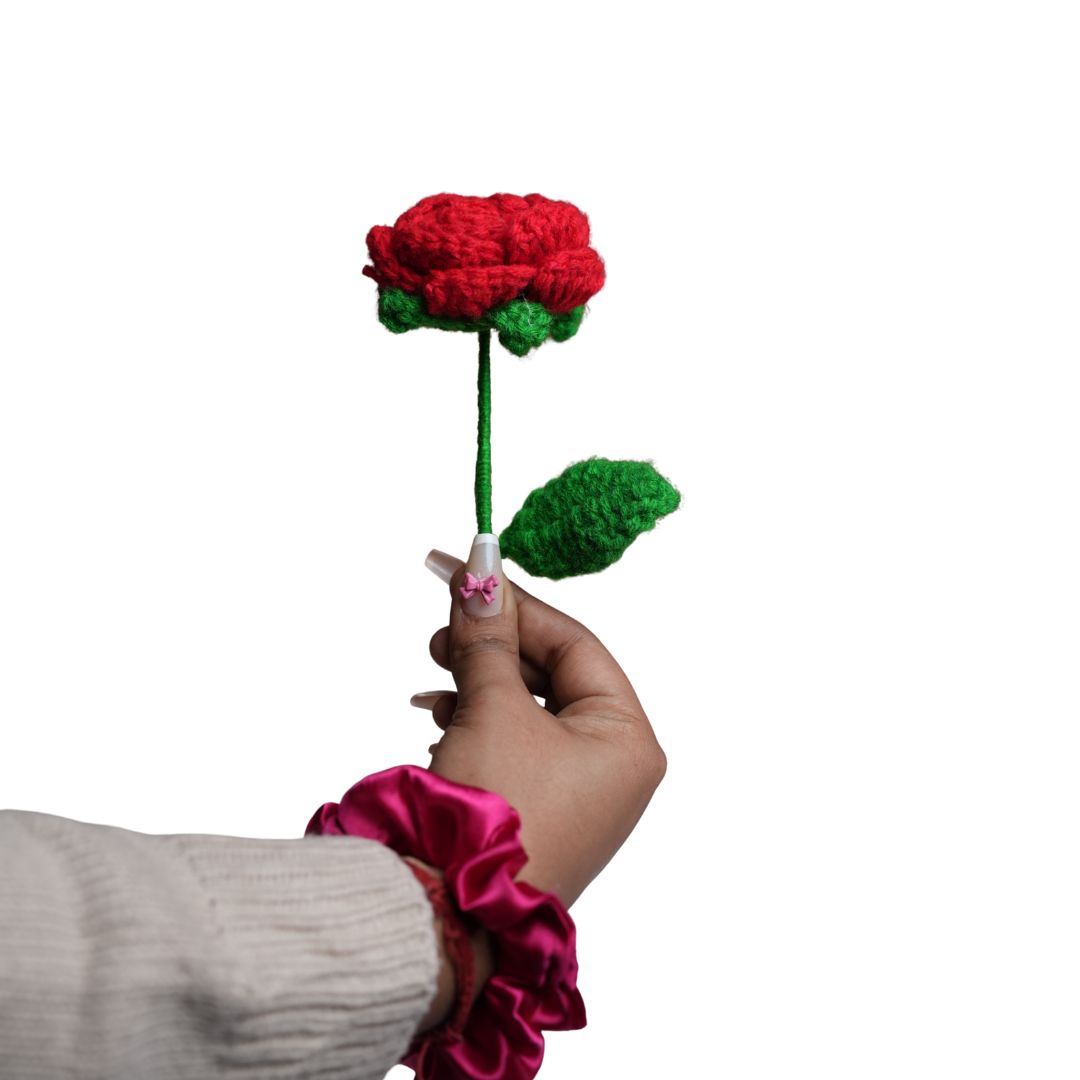 Handcrafted Red Crochet Rose – Forever Flower Décor | ArteCasa